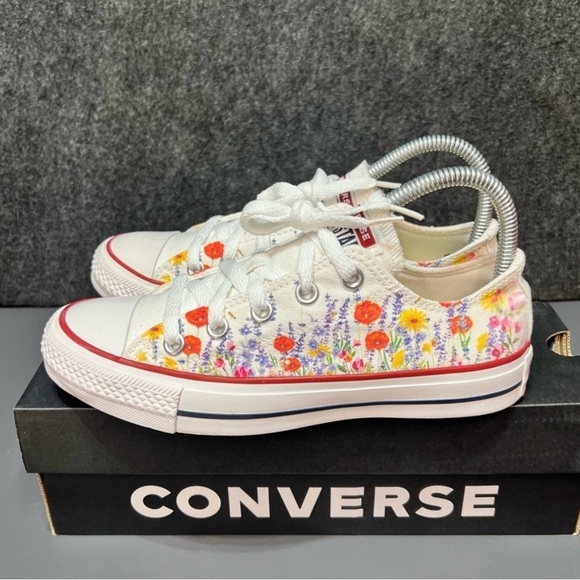 Converse All Star Canvas "Flower Field" Low Top Shoe Women's Size 6 - Picture 4 of 13